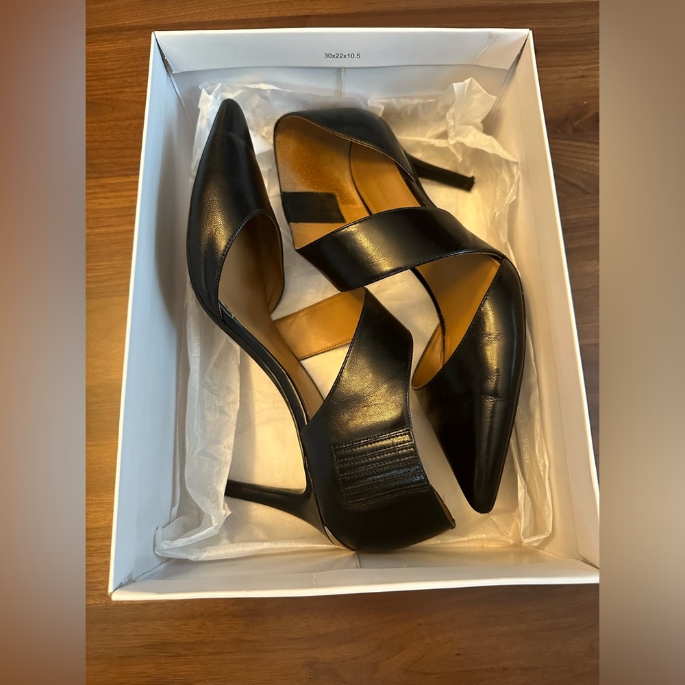 Calvin Klein pumps gella kid skin in black